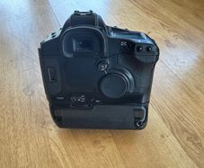 Canon EOS 1V 35mm Film Camera - Great Condition. Body Only - Lens not included.