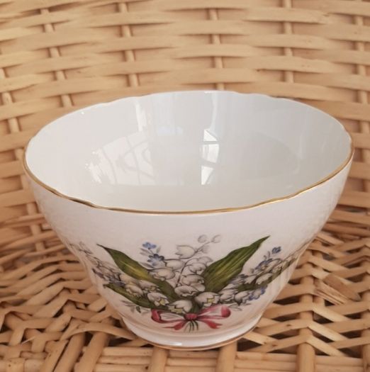 Vintage china milk/cream jug Lily of the valley