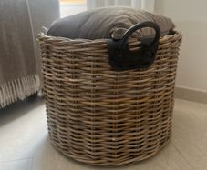 Kubu rattan basket with leather handles
