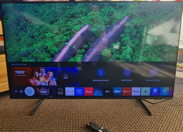 Samsung 50" Smart 2021