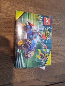 lego 7050 alien defender
