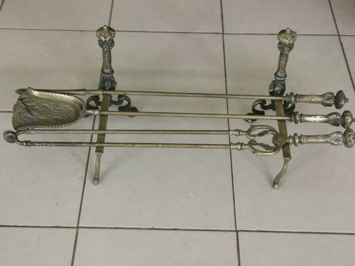 Old Gothic Brass companion set