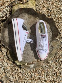 Get Classic Converse Chuck Taylor All Stars