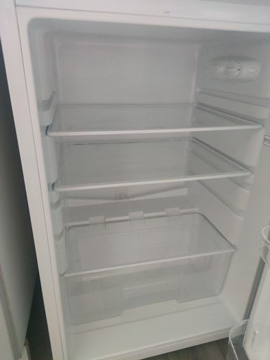 undecounter fridge