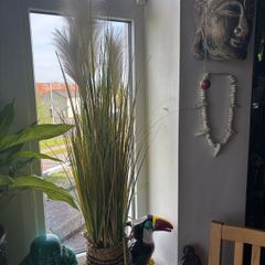 Artificial Pampas Grass in pot