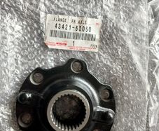 Genuine Toyota Land Cruiser Flange, Front Axle Outer Shaft, Rh 43421-60060