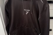Grid tracksuit