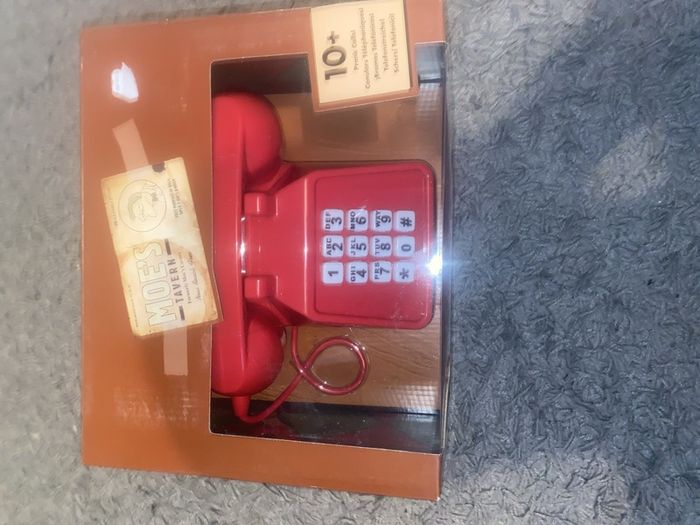 Moes prank fone