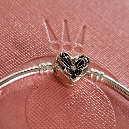 Pandora Moments Heart & Butterfly Bangle