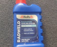 Holts Radweld Radiator Cooling system Leak Repair..Stops leaks in radiators and hoses