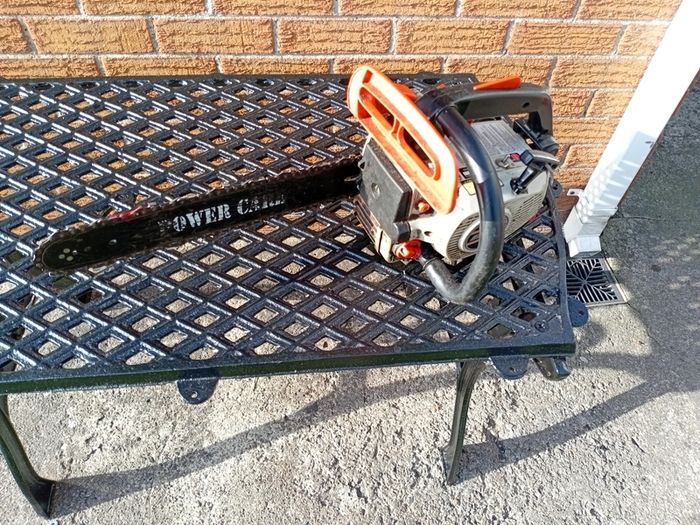 chainsaw