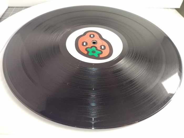 Short & Curly - Gettin Funky - Strawberry Records - SCARCE 90s PIANO House BANGER! Condtion: EXCELLENT to Near MINT!