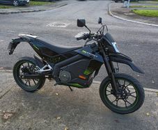 Electric motorcycle