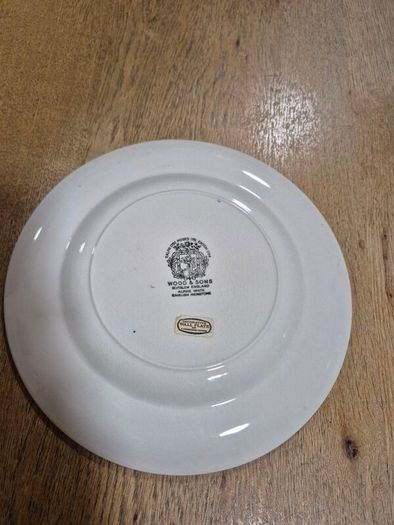Decorative wall plates, Wood and Sons