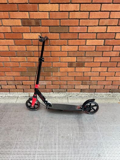 Air Walk  Viper Folding Scooter
