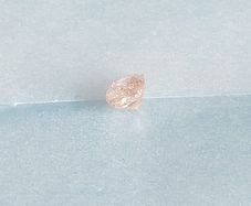 Fancy pink natural diamond. Estimated retail value 2,400euro -2,800euro