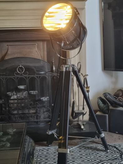 The Nautical is a large floor lamp with a tripod design