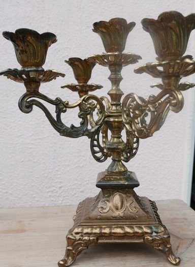 Vintage Candle Holder in Gold with Details / For 5 Candles / Antique Home Decor / Old Golden Candelabra Candle Stand