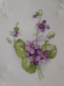 Vintage Sweet Violet - Lattice Edge Porcelain Plate
