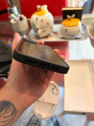 Iphone 15 Plus + Hardcase and lens cover