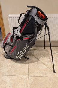 Titleist Hybrid 14 StaDry Golf Bag