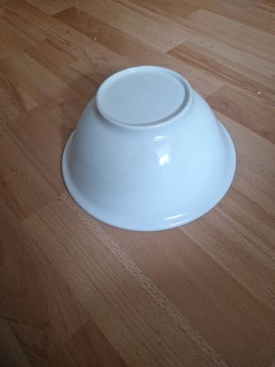 Salad Bowl/Dalebrook Valencia Bowl.  .. Price Drop