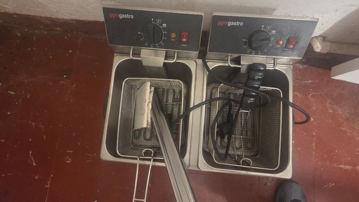 Restaurant and Grocery equipment, Pizza oven, Iranian Grill, Chargrill, Doner/Shawrma Grill, Shelves