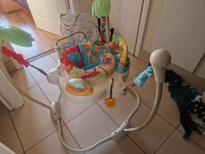 fisher Price bouncer with music