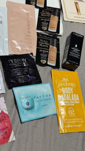 Luxury sample / travel size new
