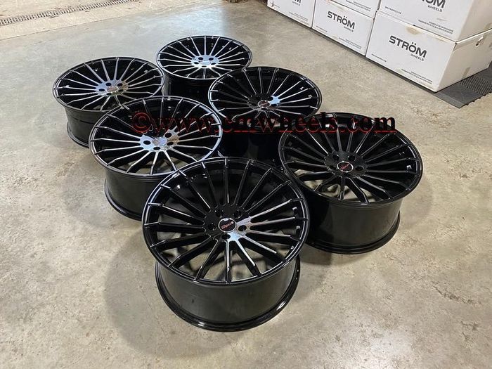 22" Inch Strom STR4 Alloy Wheels Range rover sport 5x120 Jeep 4x4 SUV Gloss Black 72.6