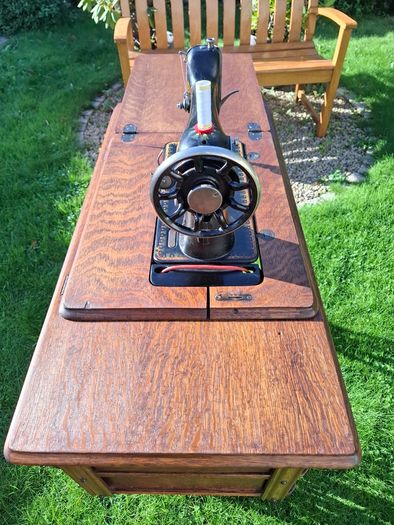 Antique Singer treadle sewing machine