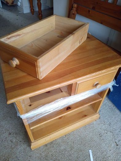Solid Oak Drawers/TV base Unit