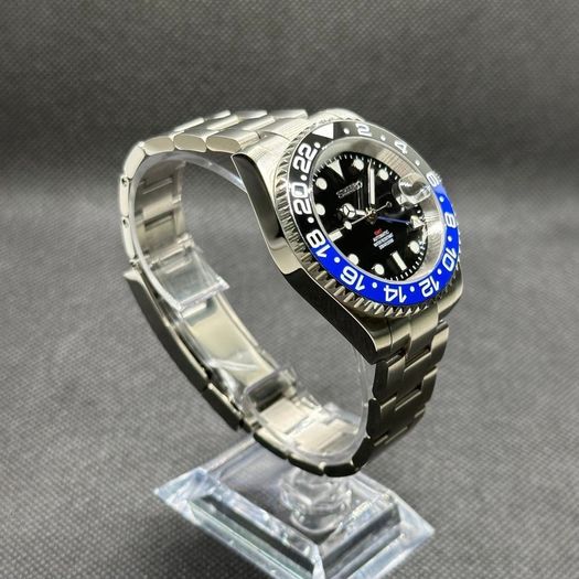 Brand New Seiko Batman Mod Watch  Automatic 40mm