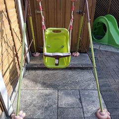Baby garden swing