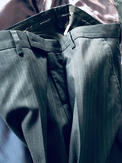 QIICK SALE----2 piece suit Daniel Grahame 42R