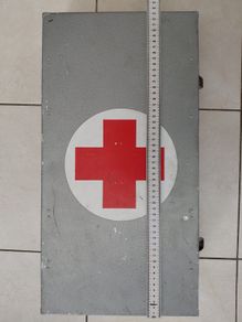 vintage Medicine First Aid case