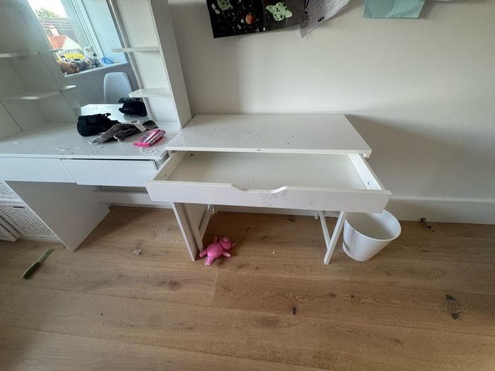 Ikea desk ideal for kids
