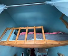 mezzanine bed