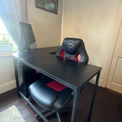 desk
