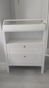 IKEA SUNDVIK Changing Table / Chest + Mat (Like New & Fully Assembled)
