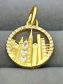 Pandora 2026 New York Skyline Dangle Charm  Brand New