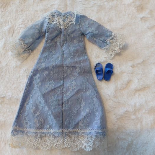 1979 Sweet Dreams Sindy and blue shoes