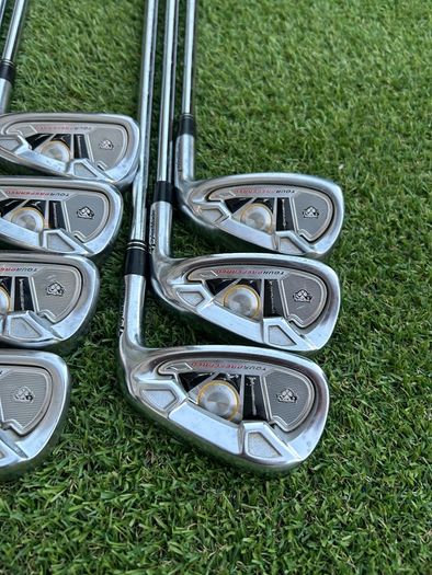 Full set of Taylormade Golf clubs