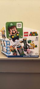 LEGO Super Mario Adventures with Luigi Starter Course