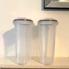 Food storage containers