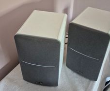 Audio Technica ATLP60XUSB & Edifier bookshelf speakers