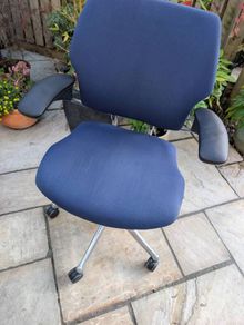 ergonomic office chair