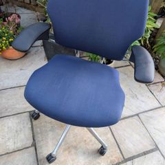 ergonomic office chair