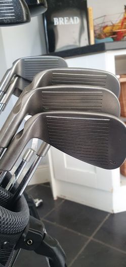 Full Set Of Golf Clubs (top Quality Set)