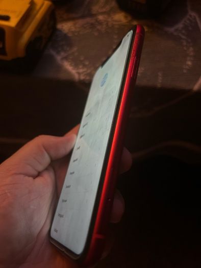 Iphone 11 64GB Red